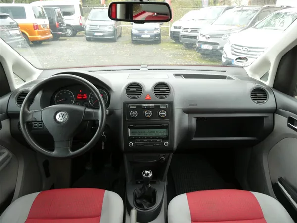 Volkswagen Caddy 1,4 i 59kW závěs, LIFE - foto 24