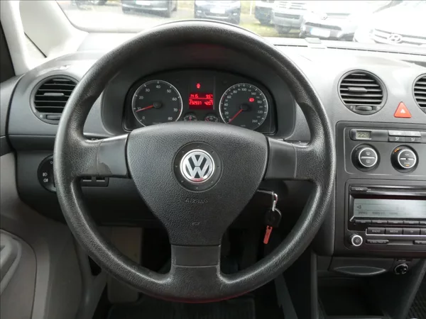 Volkswagen Caddy 1,4 i 59kW závěs, LIFE - foto 26