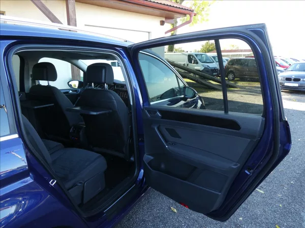 Volkswagen Touran 2,0 TDi 110kW HIGHLINE, 7.míst - foto 29