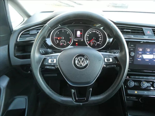 Volkswagen Touran 2,0 TDi 110kW HIGHLINE, 7.míst - foto 34