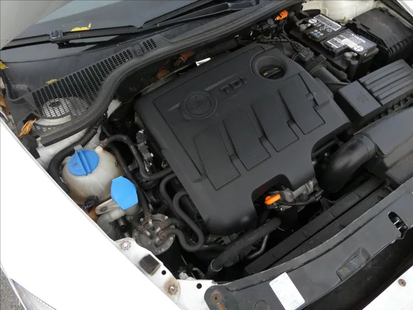 Škoda Octavia 1,6 TDi 77kW 2x kola, závěs - foto 26