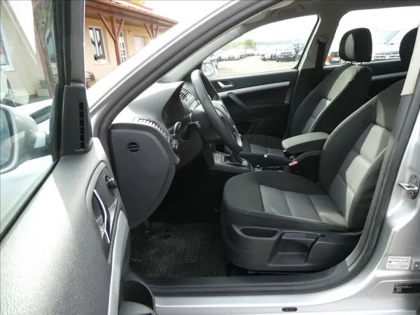 Škoda Octavia 1,6 MPi 75kW klima, závěs - foto 21