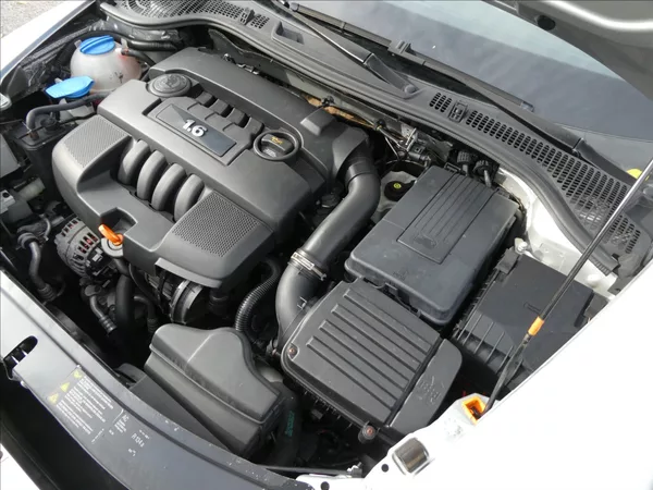 Škoda Octavia 1,6 MPi 75kW klima, závěs - foto 35