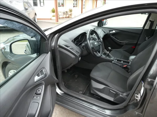 Ford Focus 1,5 Duratorq TDCI 95k kombi - foto 13
