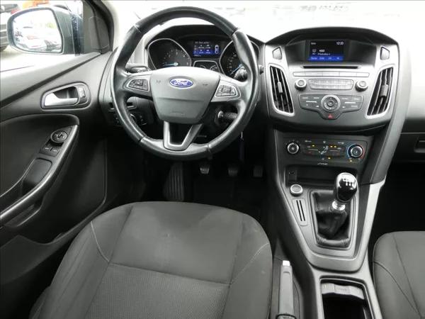 Ford Focus 1,5 Duratorq TDCI 95k kombi - foto 24