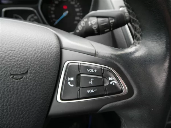 Ford Focus 1,5 Duratorq TDCI 95k kombi - foto 29
