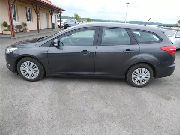 Ford Focus 1,5 Duratorq TDCI 95k kombi - foto 6