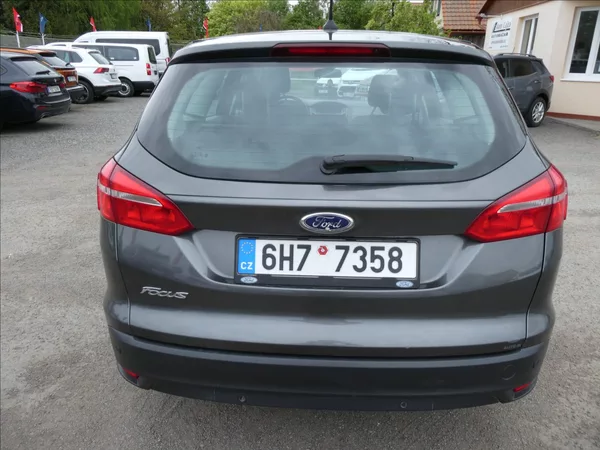 Ford Focus 1,5 Duratorq TDCI 95k kombi - foto 8