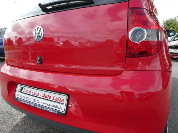 Volkswagen Fox 1,2 HTP 2 x kola - foto 10