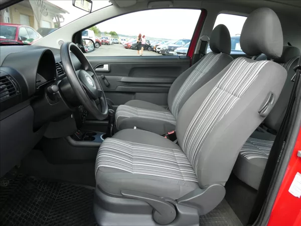 Volkswagen Fox 1,2 HTP 2 x kola - foto 16