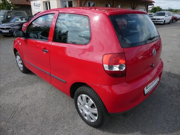 Volkswagen Fox 1,2 HTP 2 x kola - foto 7