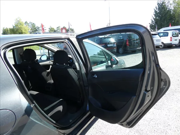 Peugeot 308 1,6 i 88kW 2x kola,klima,závěs - foto 17