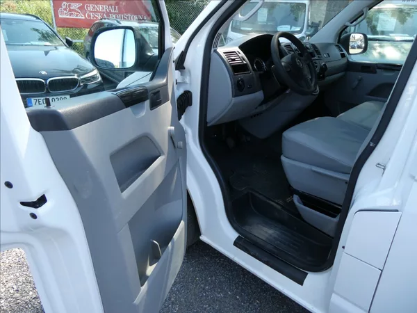 Volkswagen Transporter 2,0 TDi po servise,závěs,2.maj - foto 15