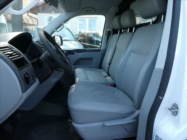 Volkswagen Transporter 2,0 TDi po servise,závěs,2.maj - foto 16