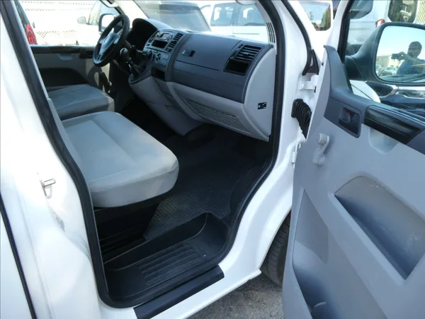 Volkswagen Transporter 2,0 TDi po servise,závěs,2.maj - foto 17