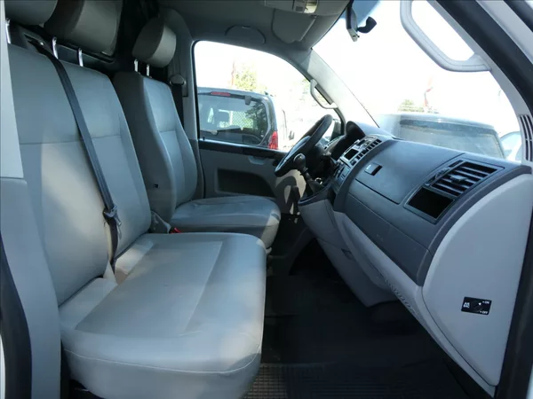 Volkswagen Transporter 2,0 TDi po servise,závěs,2.maj - foto 18
