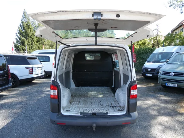Volkswagen Transporter 2,0 TDi po servise,závěs,2.maj - foto 20