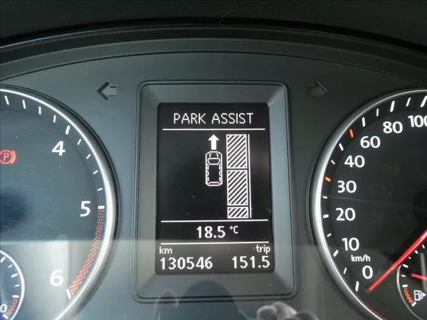 Volkswagen Touran 1,6 TDi 77kW CUP,7.míst,naviga - foto 33