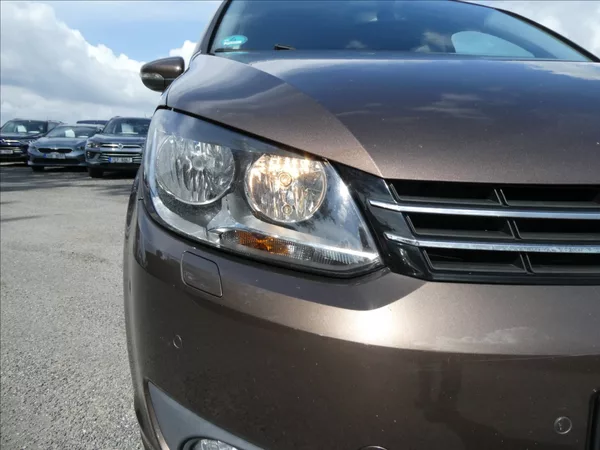 Volkswagen Touran 1,6 TDi 77kW CUP,7.míst,naviga - foto 5