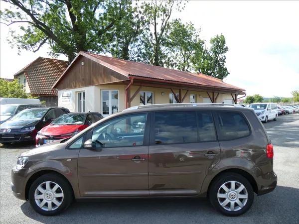 Volkswagen Touran 1,6 TDi 77kW CUP,7.míst,naviga - foto 6