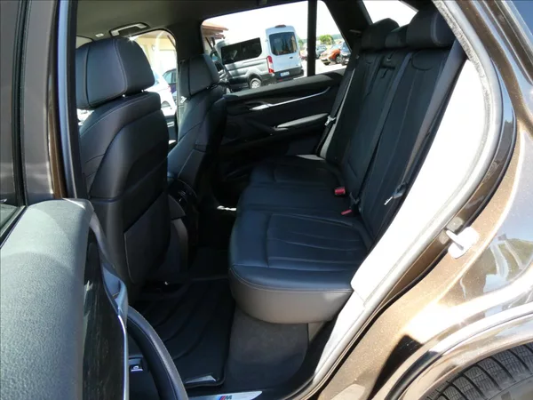 BMW X5 3,0 M50d 280kW M-PAKET,po serv - foto 20