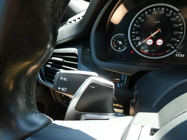 BMW X5 3,0 M50d 280kW M-PAKET,po serv - foto 31