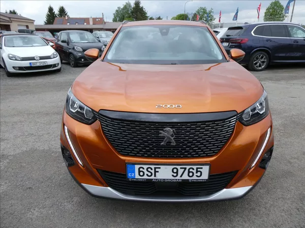 Peugeot 2008 1,2 PureTech 74kW Allure,závěs - foto 4