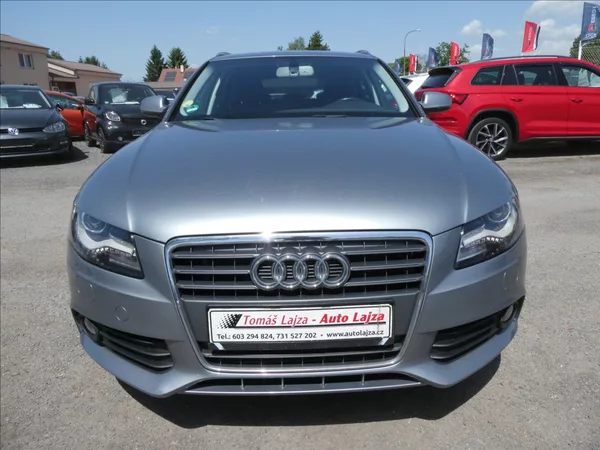 Audi A4 2,0 TDi 125kW serviska,NAVI - foto 2