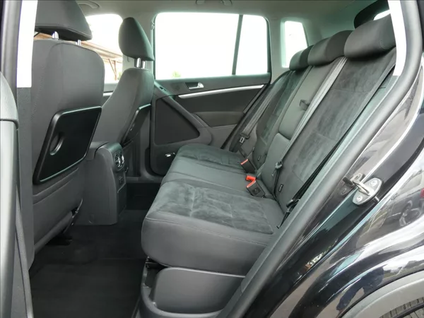 Volkswagen Tiguan 2,0 TDi 130kW Sport 4x4,TZ,nav - foto 17