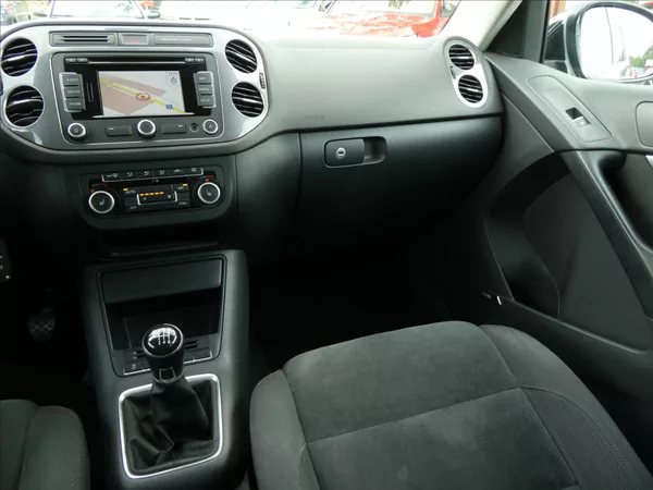 Volkswagen Tiguan 2,0 TDi 130kW Sport 4x4,TZ,nav - foto 25