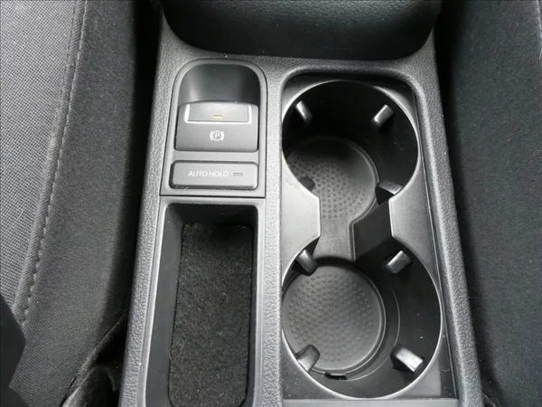 Volkswagen Tiguan 2,0 TDi 130kW Sport 4x4,TZ,nav - foto 29