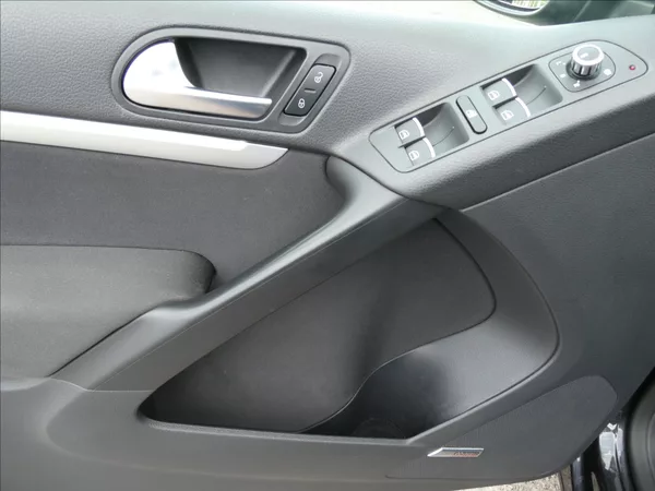 Volkswagen Tiguan 2,0 TDi 130kW Sport 4x4,TZ,nav - foto 32