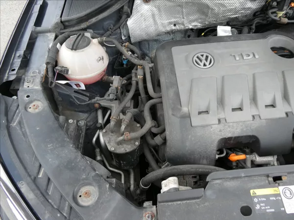 Volkswagen Tiguan 2,0 TDi 130kW Sport 4x4,TZ,nav - foto 34