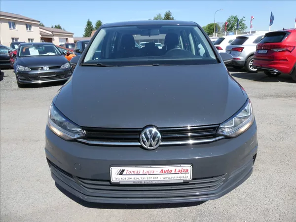 Volkswagen Touran 1,6 TDi DSG 7.míst,1maj.,závěs - foto 2