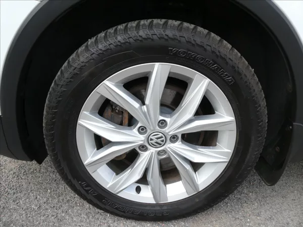 Volkswagen Tiguan 2,0 TSi 140kW DSG 4Motion,weba - foto 17