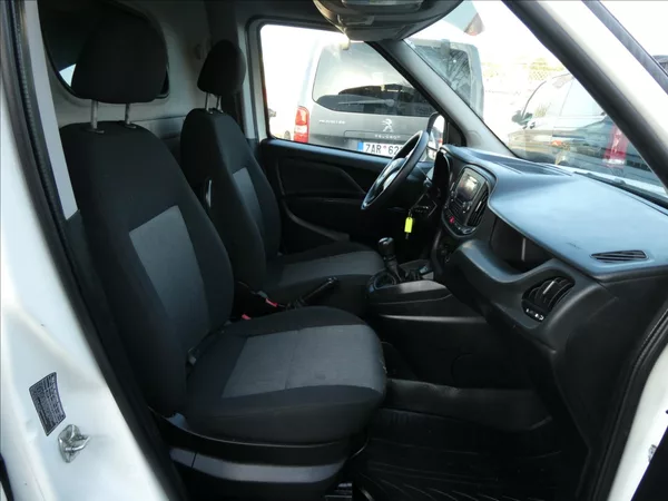 Fiat Dobló cargo 1,4 benzín/CNG SX L2H1,DPH,ČR - foto 16