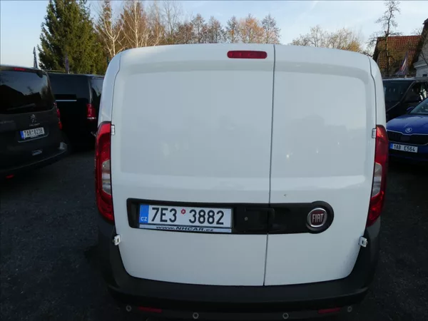 Fiat Dobló cargo 1,4 benzín/CNG SX L2H1,DPH,ČR - foto 8