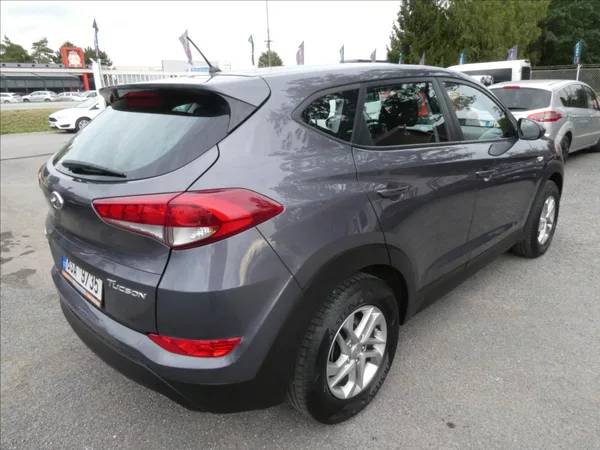 Hyundai Tucson 1,6 GDi 2x kola, klimatizace - foto 9
