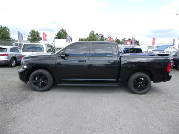 RAM 1500 5,7 HEMI Bighorn 295kW AT8 - foto 2