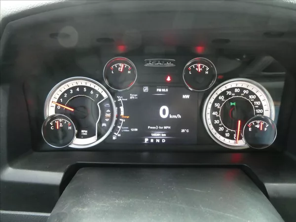RAM 1500 5,7 HEMI Bighorn 295kW AT8 - foto 25