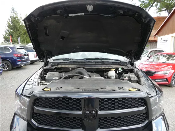RAM 1500 5,7 HEMI Bighorn 295kW AT8 - foto 30