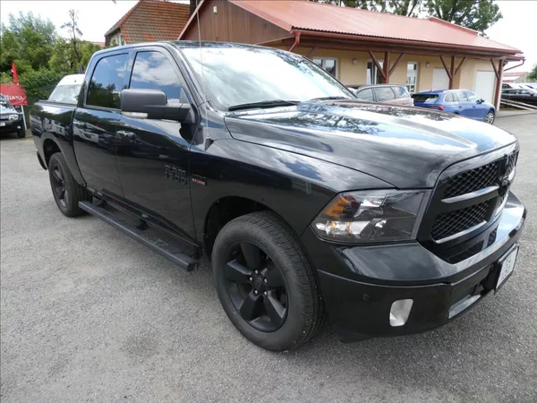 RAM 1500 5,7 HEMI Bighorn 295kW AT8 - foto 5