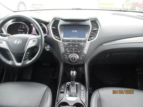 Hyundai Grand Santa Fe 2,2 CRDi AWD/ 4x4 - foto 7