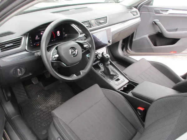 Škoda Superb IV 2,0 TDi - foto 11