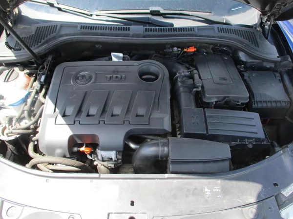 Škoda Superb combi II 4x4 2,0 TDi - foto 11