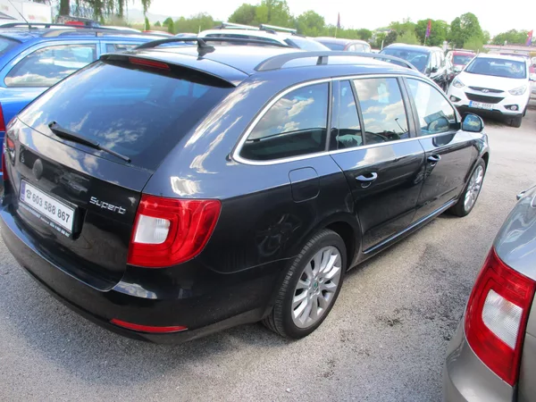 Škoda Superb combi II 4x4 2,0 TDi - foto 3