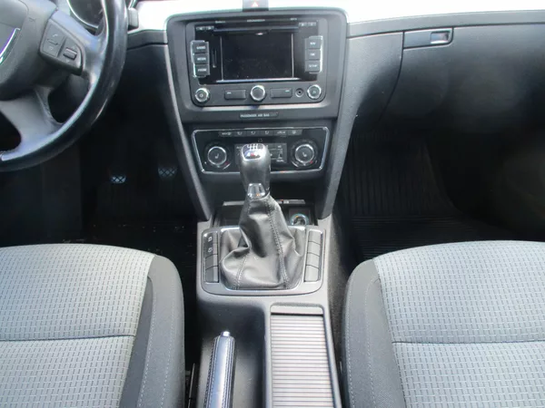 Škoda Superb combi II 4x4 2,0 TDi - foto 7