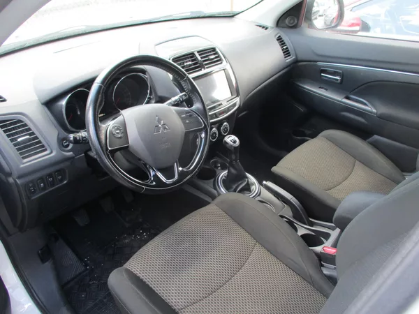 Mitsubishi ASX 1,6i - foto 9
