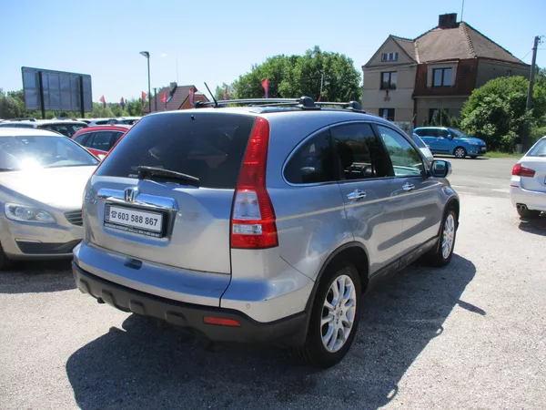 Honda CR-V 2,2 CTDi - foto 3
