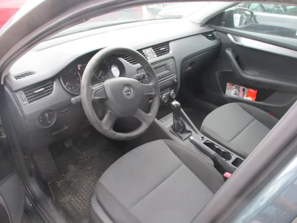 Škoda Octavia combi II 1,2 TSI - foto 10